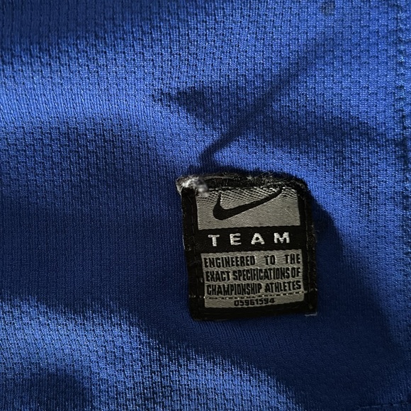 Manchester United 40th anniversary exclusive kit 08/09 - Picture 3 of 4